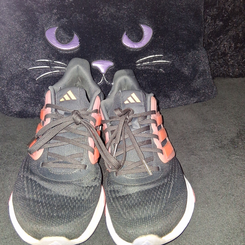 Adidas Women's Ultrabounce Running Shoes Carbon/Screaming Orange/Lavender S 9.5